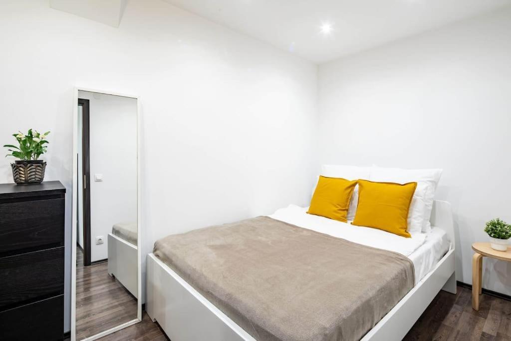 Cityscape Budget Omega Budapest
